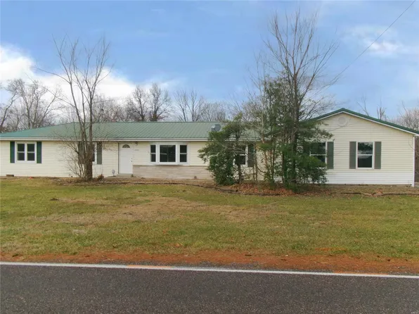 2840 Old Gray Summit Rd, Pacific, MO 63069