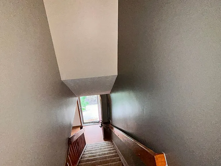 227 Hawkins Ln — Photo 8