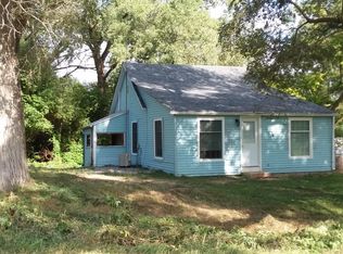 1704 Hillside Ave, Mondamin, IA 51557