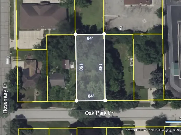 Vaclotadj2009 Oak Park Dr, South Bend, IN 46617