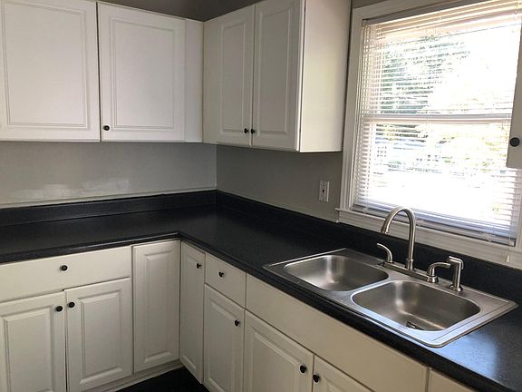 Gorgeous kitchen with lot's of storage and gas stove.