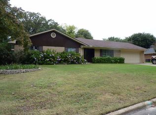 1400 McKewen Dr, Nacogdoches, TX 75965