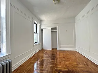 41 East 31st Street, #4C