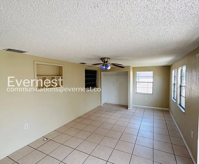 9130 Chatam Ln — Photo 7