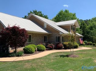 1017 Jimmy Dr, Glencoe, AL 35905