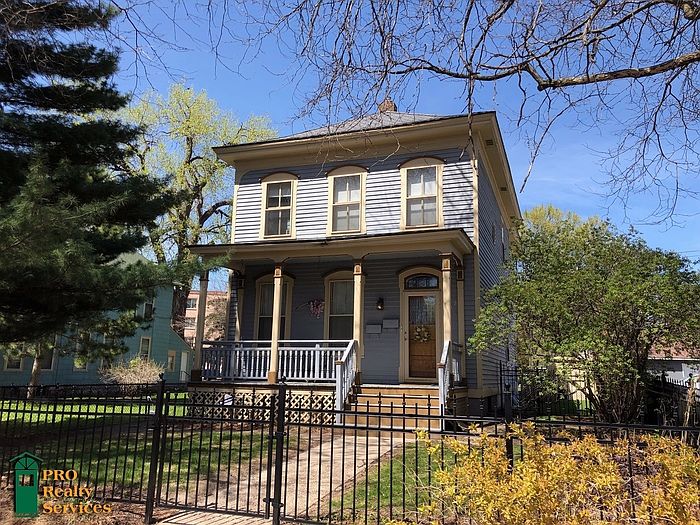 1st image of 409 Dayton Ave #1