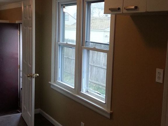 5th image of 3892 18th St
