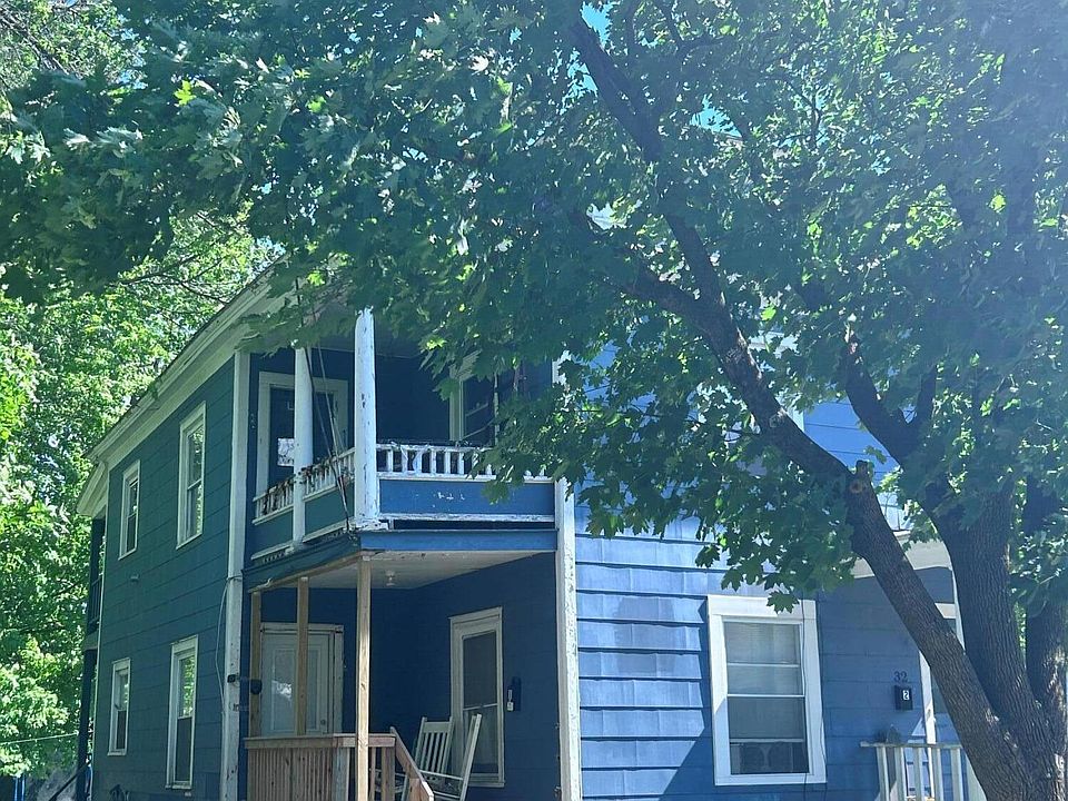 1st image of 32 Montcalm St