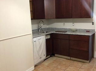 10 Broad St APT C, Medway, MA 02053