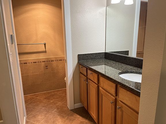 4th image of 2215 47th St NW