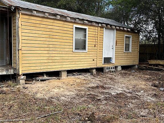 2nd image of 15575 NE 234th Pl