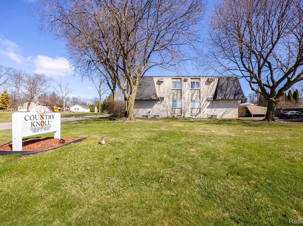19800 W Twelve Mile Rd APT 6, Southfield, MI 48076