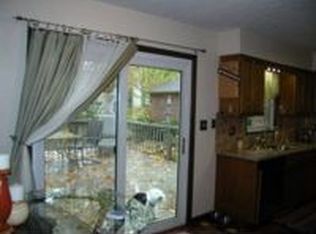 11719 Robinlynn Ln, Middletown, KY 40243