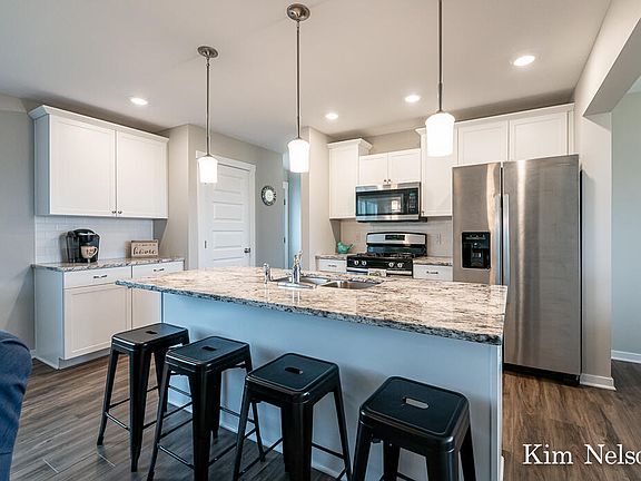 3rd image of 2066 Poplar Ct #44