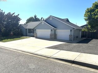 364 NW Teal St, Winston, OR 97496