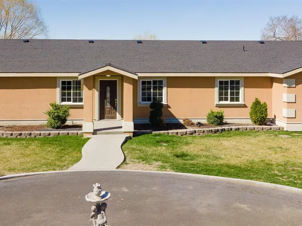 3631 Sunnyside Mabton Hwy, Sunnyside, WA 98944