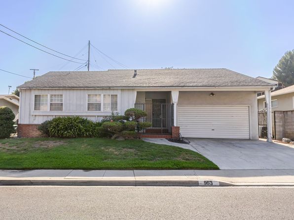 953 Kempton Ave