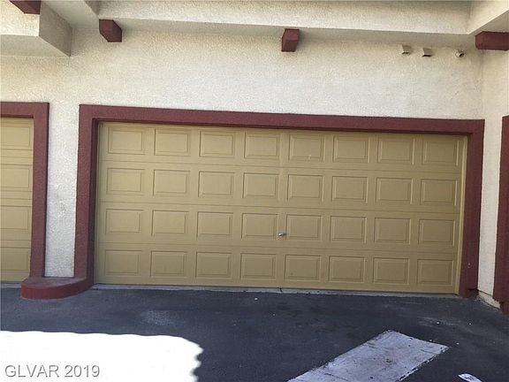 3rd image of 5985 Nuevo Leon St Unit 4