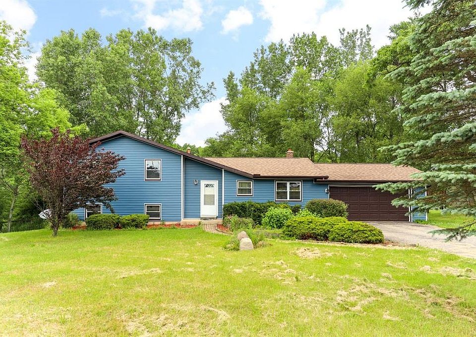 1st image of 10555 Woodbrook Dr
