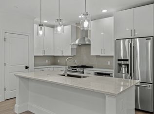 19 Lily Pond Ln, Lexington, MA 02420
