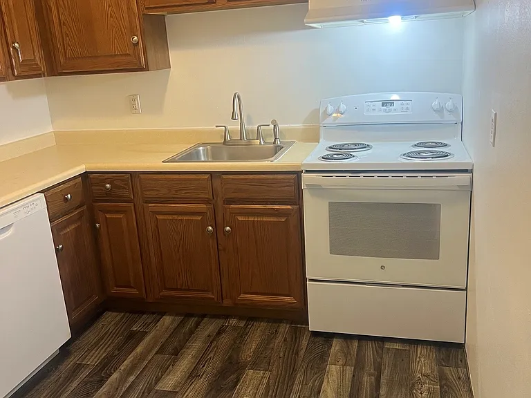 9 Evergreen Rd #3A — Photo 6