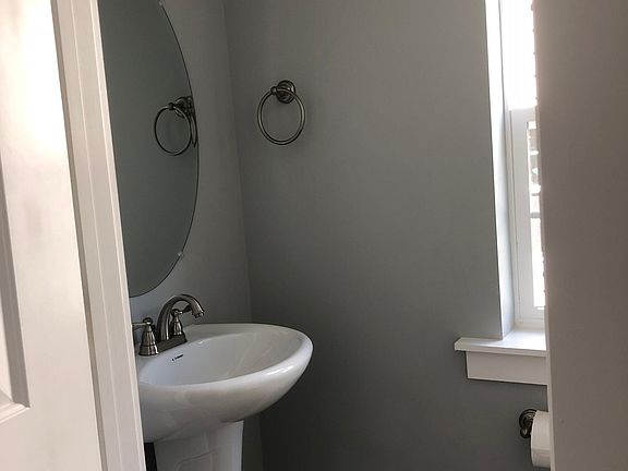5th image of 4110 Gracious Dr #1