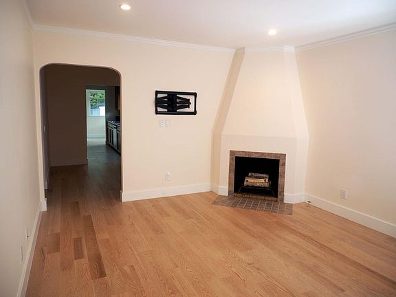 3rd image of 1756 Croner Ave