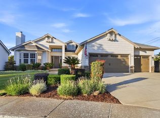 811 Greystone Ct, Gilroy, CA 95020