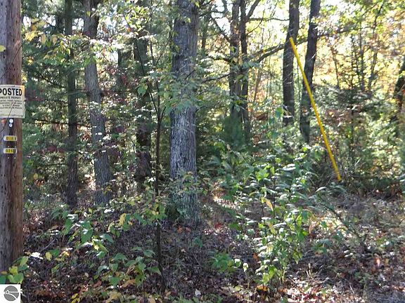 5th image of 5473 Onaleah Dr