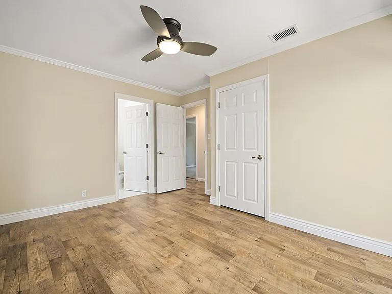 3419 Flora Vista Ave — Photo 11