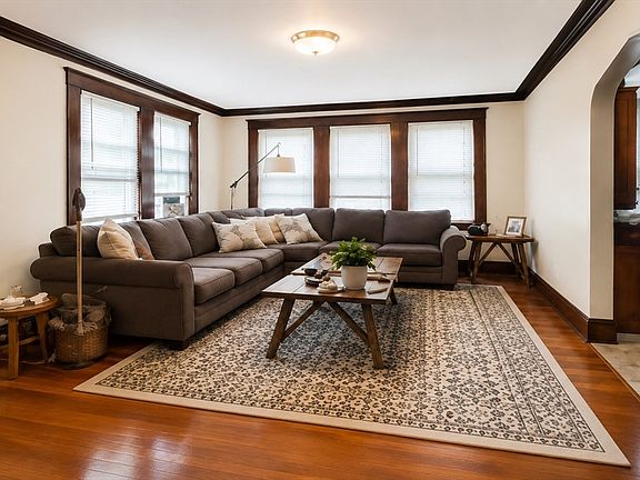 2nd image of 44 Colborne Rd #44