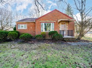 24785 Gessner Rd, North Olmsted, OH 44070