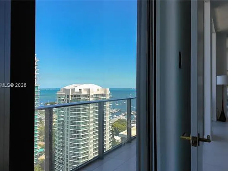 2678 Tigertail Ave #Penthouse CU-4 — Photo 14