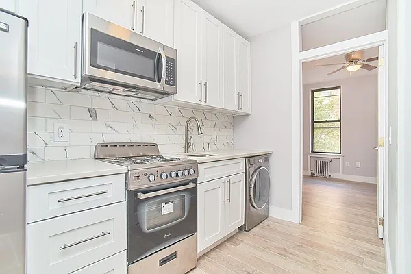 Rented by Living New York | media 8