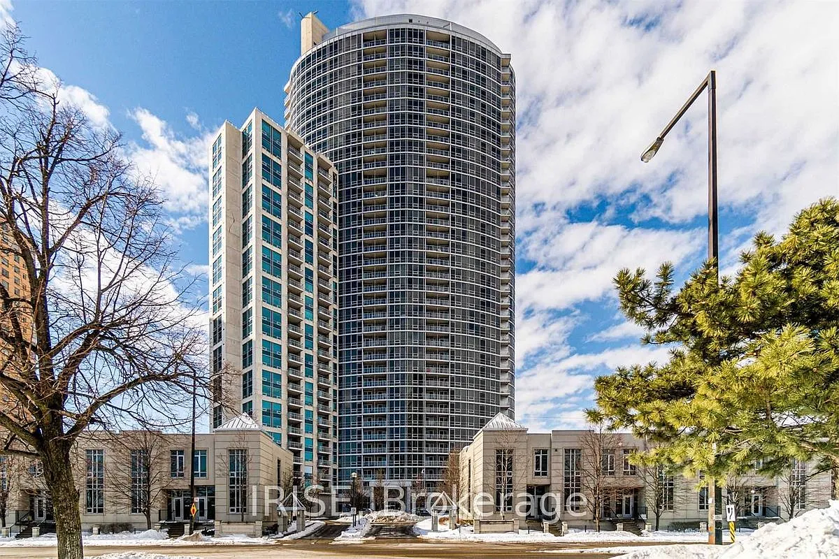 3 bed, $2,950 — Photo 1