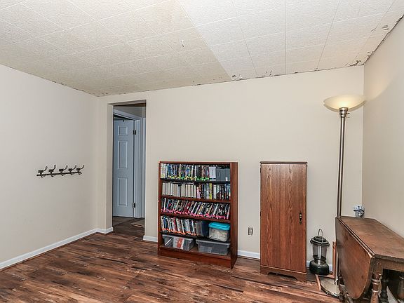 4th image of 226 Ensenada Dr