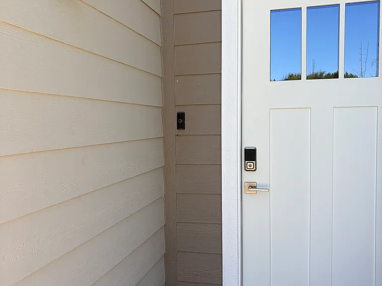 Mountain Trail Townhomes — Photo 2