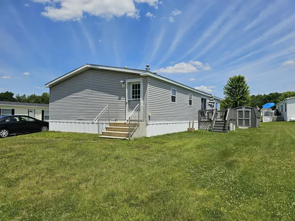 76 Heather Drive, Lewiston, ME 04240