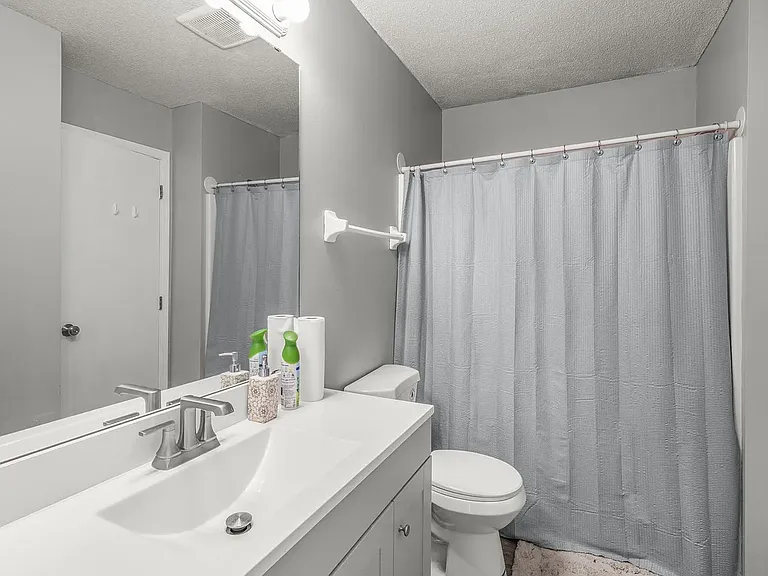 9043 Waconia St NE — Photo 11