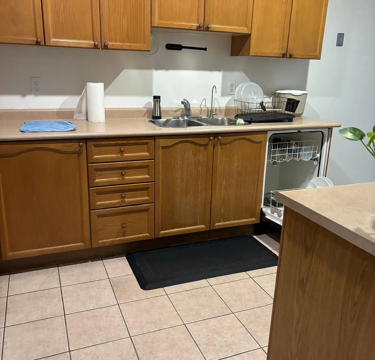 4 bed, $3,200 — Photo 4