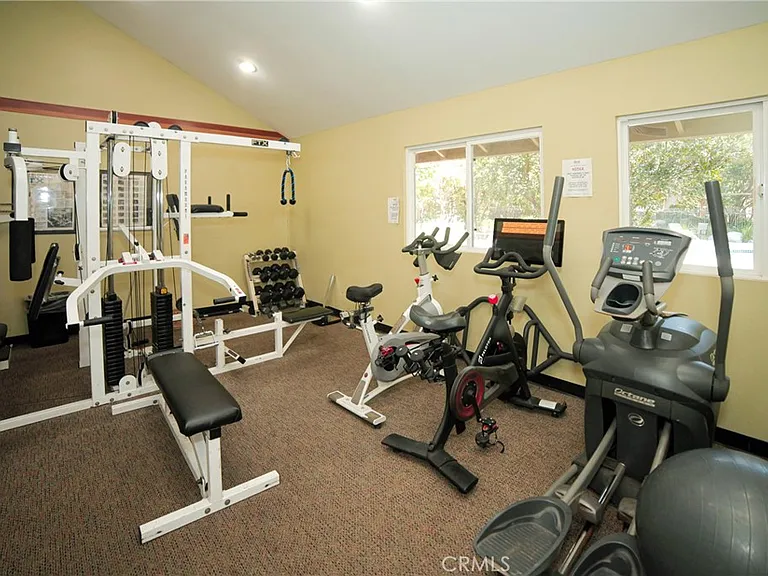 7101 Farralone Ave #147 — Photo 29