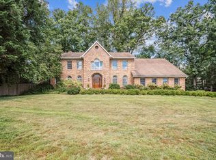 8849 Tuckerman Ln, Rockville, MD 20854