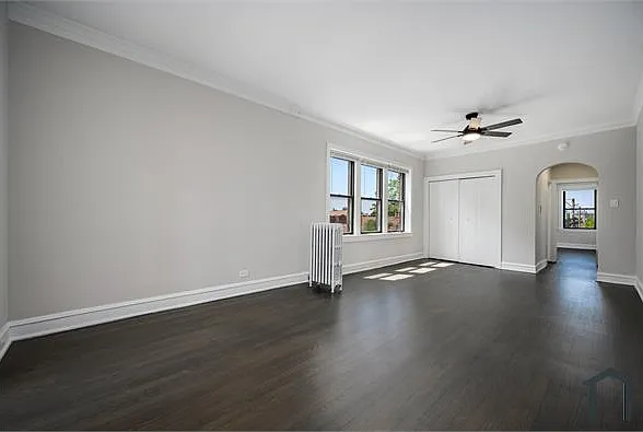 1210 W 83rd St #1 — Photo 7