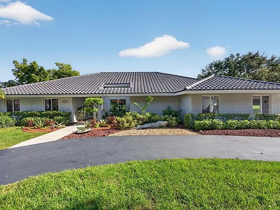 5th image of 10971 NW 24TH Street