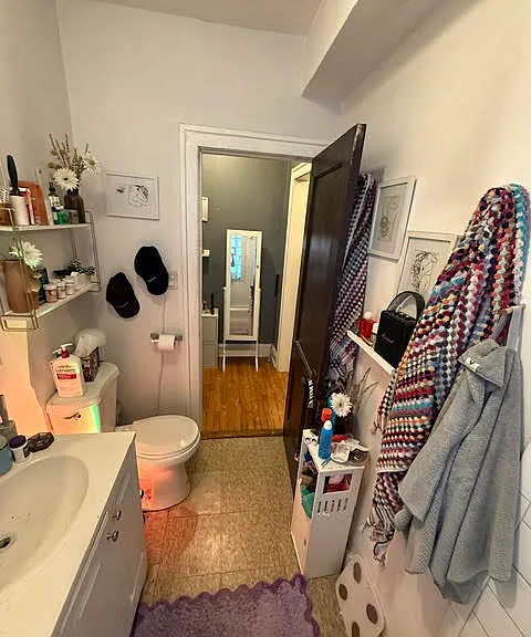 2548 N Harding Ave #1 — Photo 12