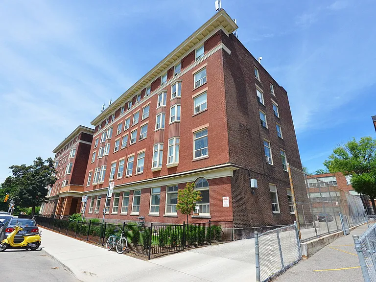 150 Fermanagh Ave #50015A-61 — Photo 8