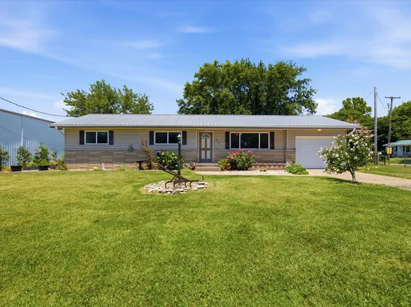 1225 E Church Street, Aurora, MO 65605