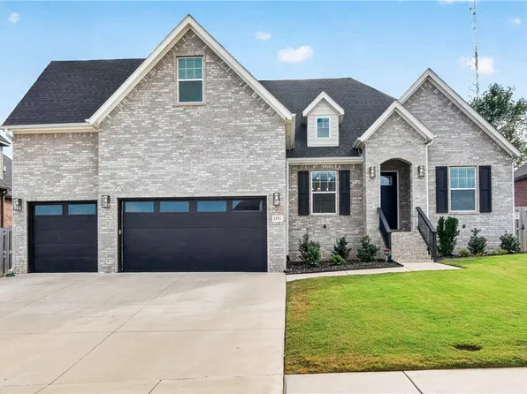 1105 SW Alleghany Ave, Bentonville, AR 72713