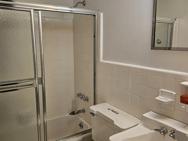 2846 Walton Way #3 — Photo 11