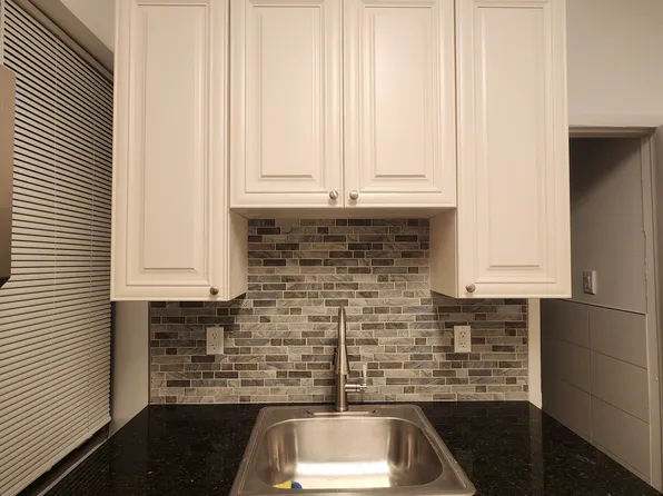 765 Coney Island Avenue image 30 of 33